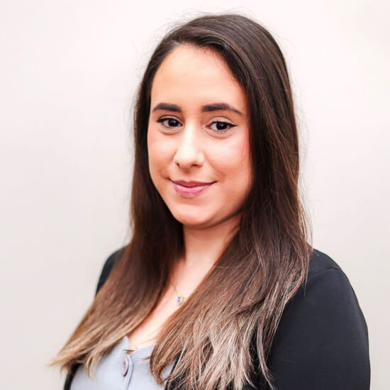 Imagem do Assessor Comercial Rebeca Miriam Oliveira de Paula